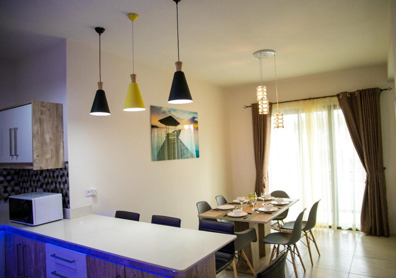 Appartement Luxury 2 Bedroom With Pool - Close To Flic-en-flac *